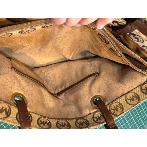 Michael Kors Signature Brown Monogram Tote Bag With Gold MK Charm & Leather Hand - Picture 5 of 5